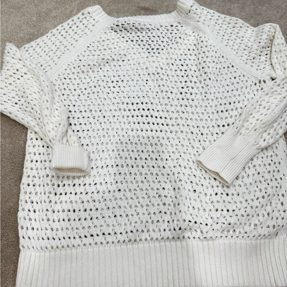 Moda International White V-Neck Sweater Lightweight Knit, size L - Picture 7 of 9
